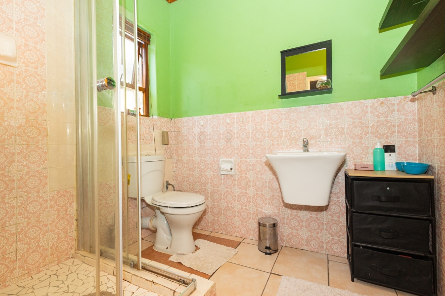 3 Bedroom Property for Sale in Peerless Park West Western Cape